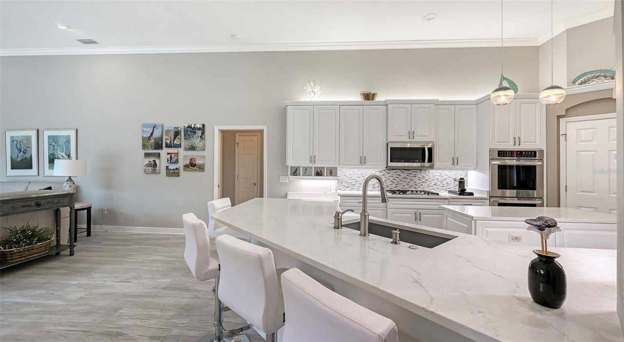 7310 Chatsworth Court, University Park, FL 34201 Photo