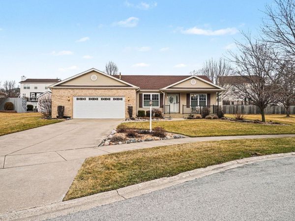 1448 Cynthia Court, Schererville, IN 46375