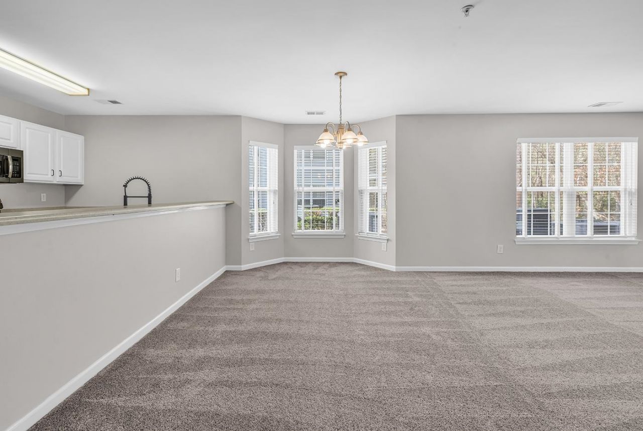 4842 Meadowsweet Dr. Photo 16