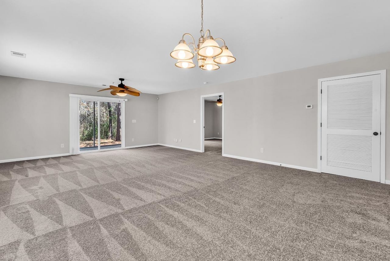 4842 Meadowsweet Dr. Photo 19