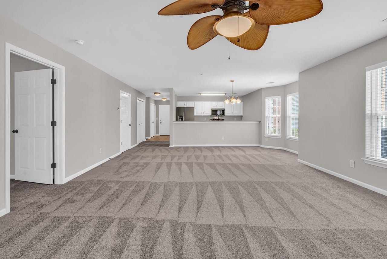 4842 Meadowsweet Dr. Photo 21