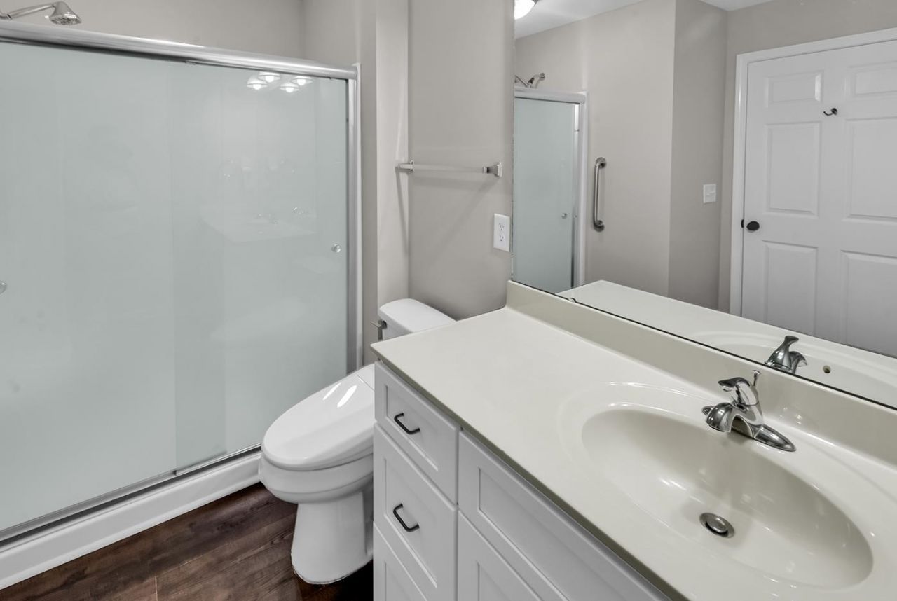 4842 Meadowsweet Dr. Photo 26