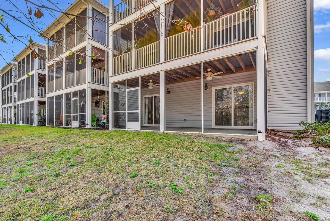 4842 Meadowsweet Dr. Photo 31