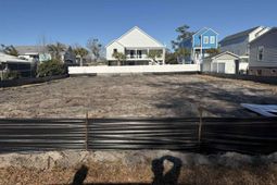 330 Vista Dr.  photo 4