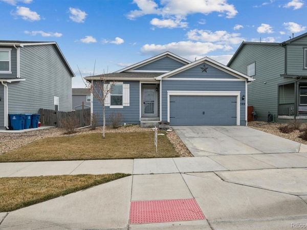 302 Horizon Avenue, Lochbuie, CO 80603