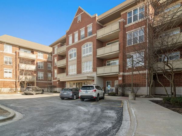77 N Quentin Road , Unit 308, Palatine, IL 60067