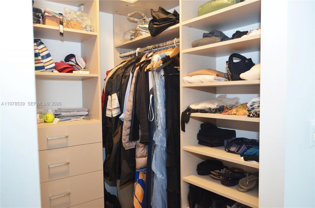 251 Crandon Blvd, Unit 606, Key Biscayne, FL 33149 Photo