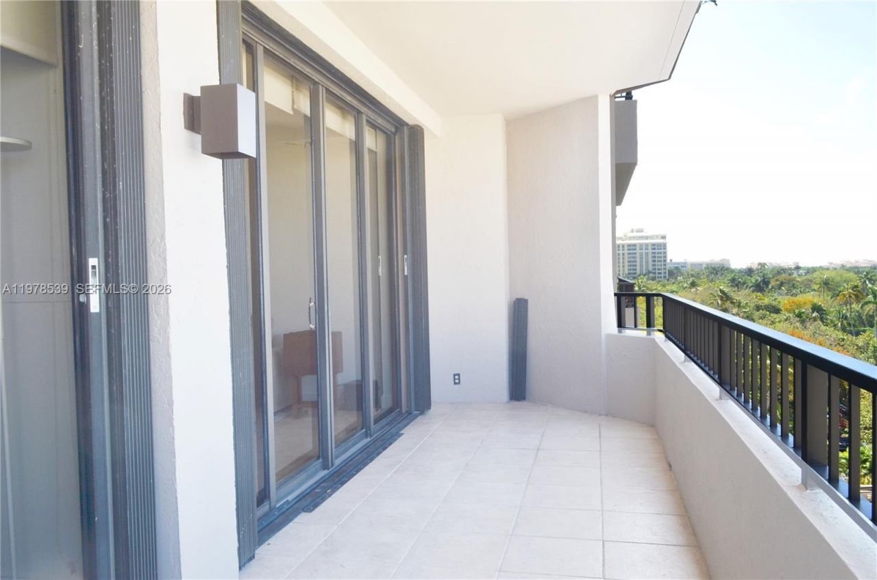 251 Crandon Blvd, Unit 606, Key Biscayne, FL 33149 Photo