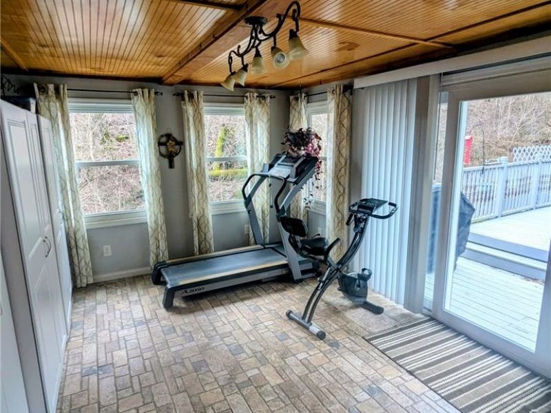 51327 Glencoe Stewartsville Road, Jacobsburg, OH 43933 Photo 24