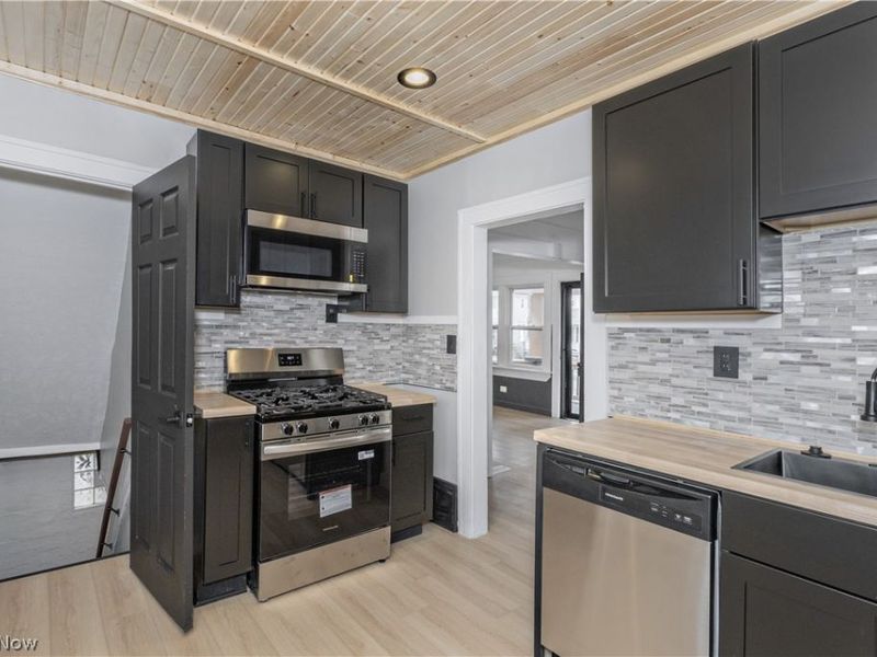 3205 E 132nd Street , Cleveland, OH 44120 Photo 13