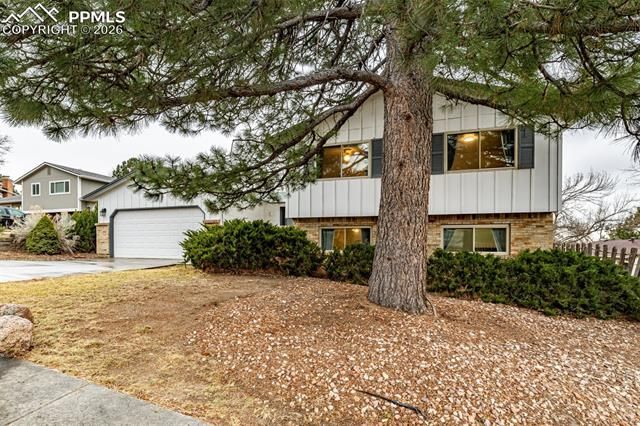 2925 Garmish Place, Colorado Springs, CO 80918 Main Photo