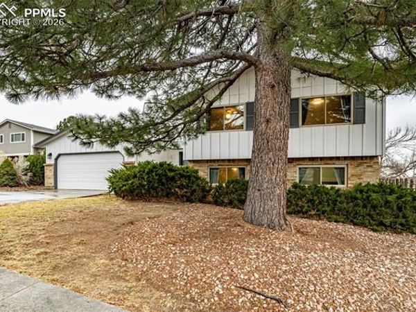 2925 Garmish Place, Colorado Springs, CO 80918