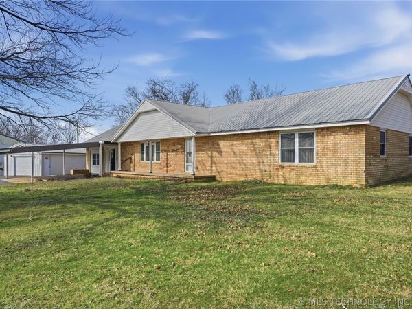 12192 S Highway 64 , Muskogee, OK 74403