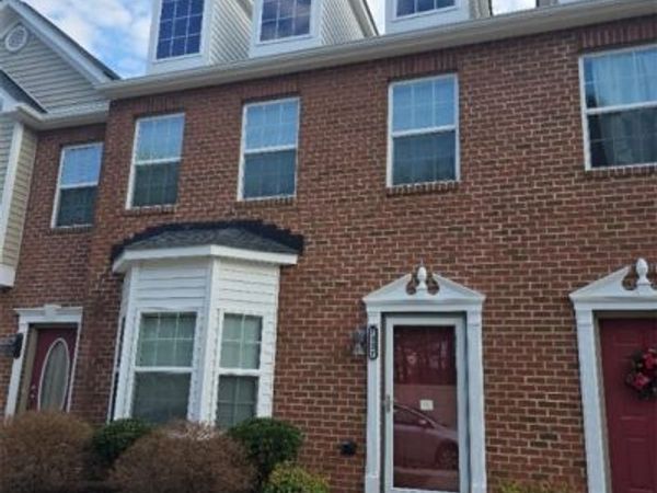 7337 Pebble Lake Drive , Mechanicsville, VA 23111