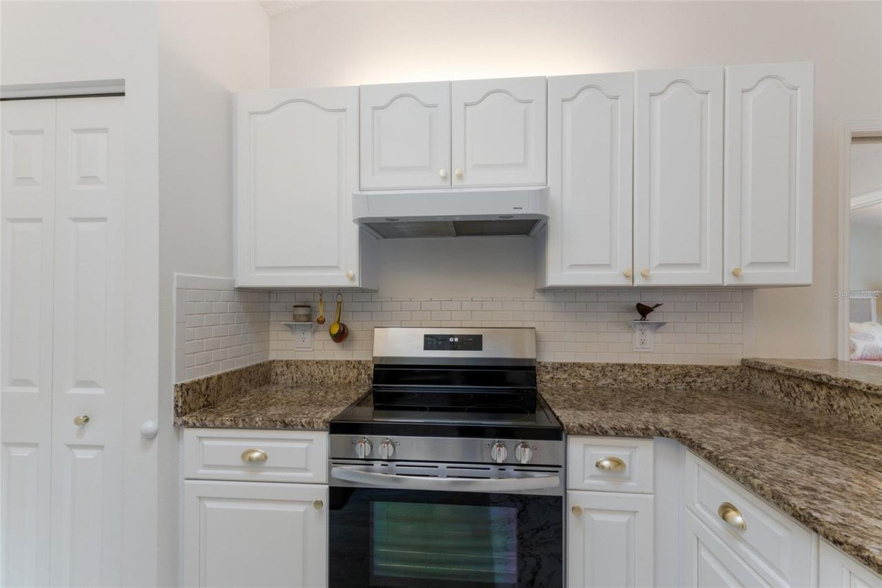 5107 86th Street Court W, Bradenton, FL 34210 Photo