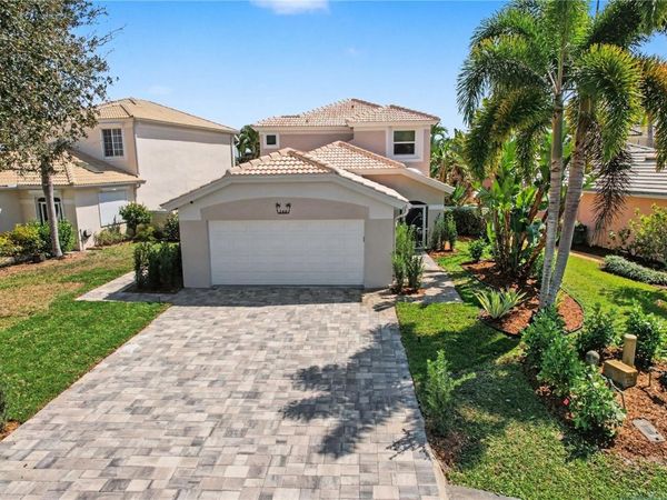 140 EVENINGSTAR CAY, NAPLES, FL 34114