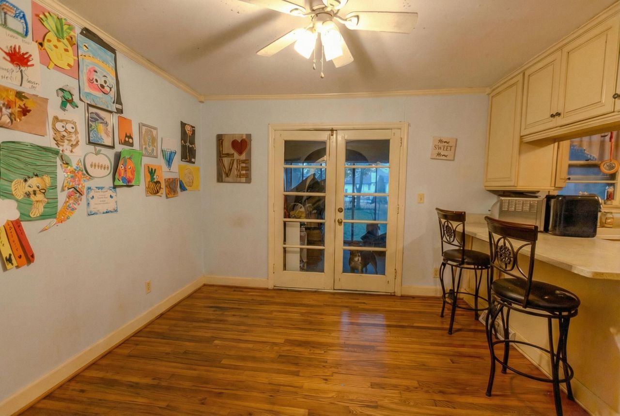 117 Newington Road Photo 5