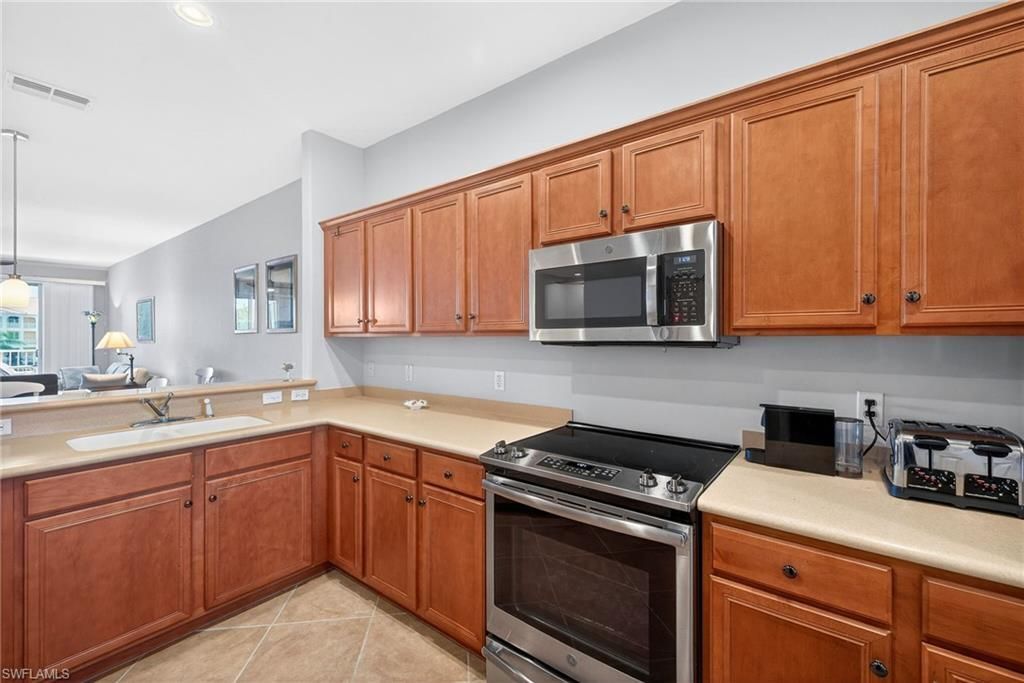 20011 Sanibel View Cir, Unit 206, Fort Myers, FL 33908 Photo