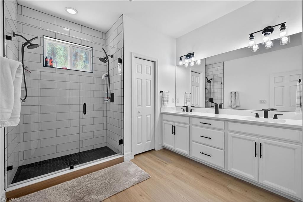 10813 Alvara Way, Bonita Springs, FL 34135 Photo