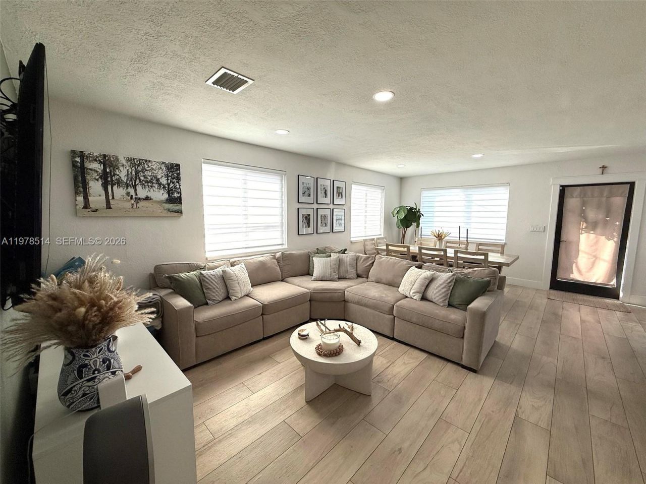 6545 SW 27th St, Miami, FL 33155 Photo