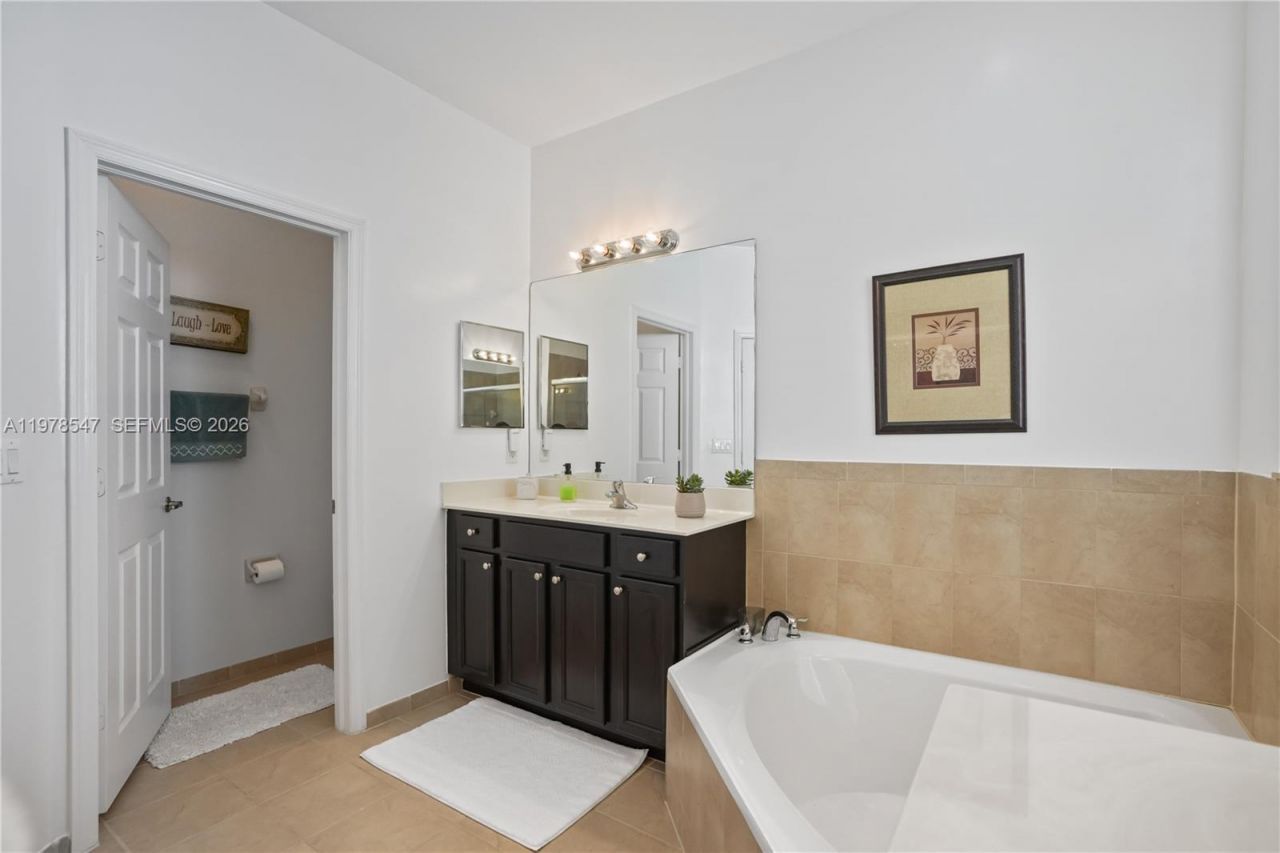 9127 SW 171st Ct , Miami, FL 33196 Photo