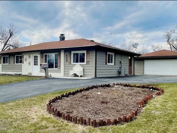 460 Flagstaff Lane , Hoffman Estates, IL 60169