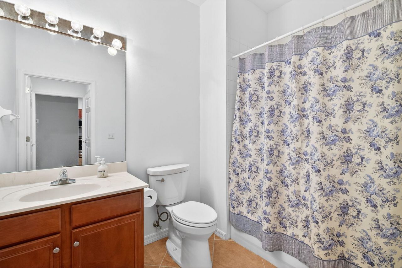 20011 Sanibel View Cir, Unit 206, Fort Myers, FL 33908 Photo