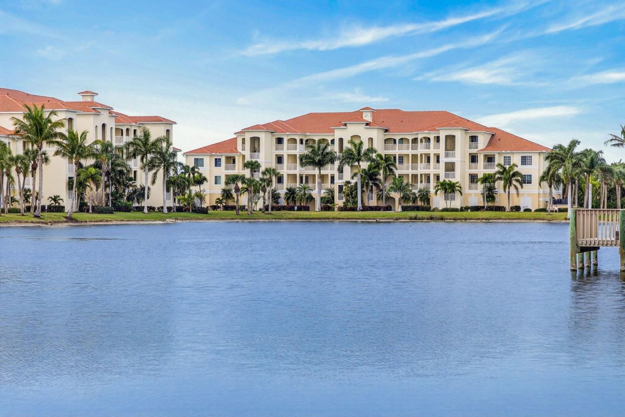20011 Sanibel View Cir, Unit 206, Fort Myers, FL 33908 Photo