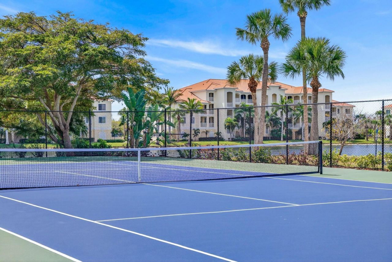 20011 Sanibel View Cir, Unit 206, Fort Myers, FL 33908 Photo