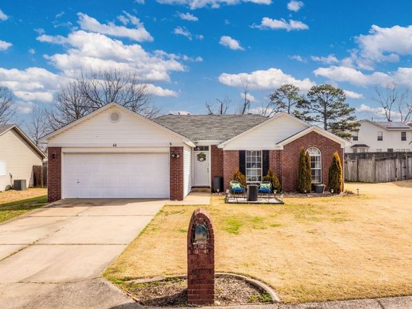 44 Meadow Ridge Loop, Maumelle, AR 72113