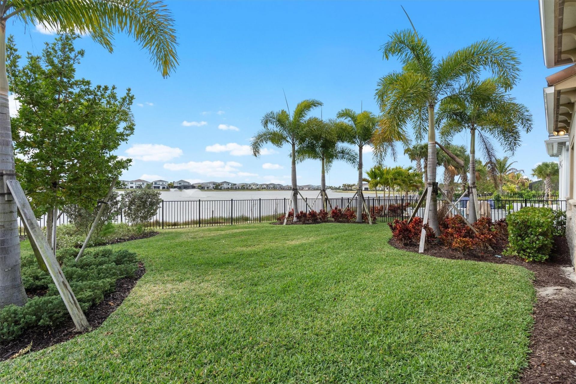 10390 Northbrook Circle, Palm Beach Gardens, FL 33412 Photo