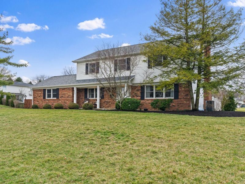 4305 Castleton Road, Upper Arlington, OH 43220 Photo 3