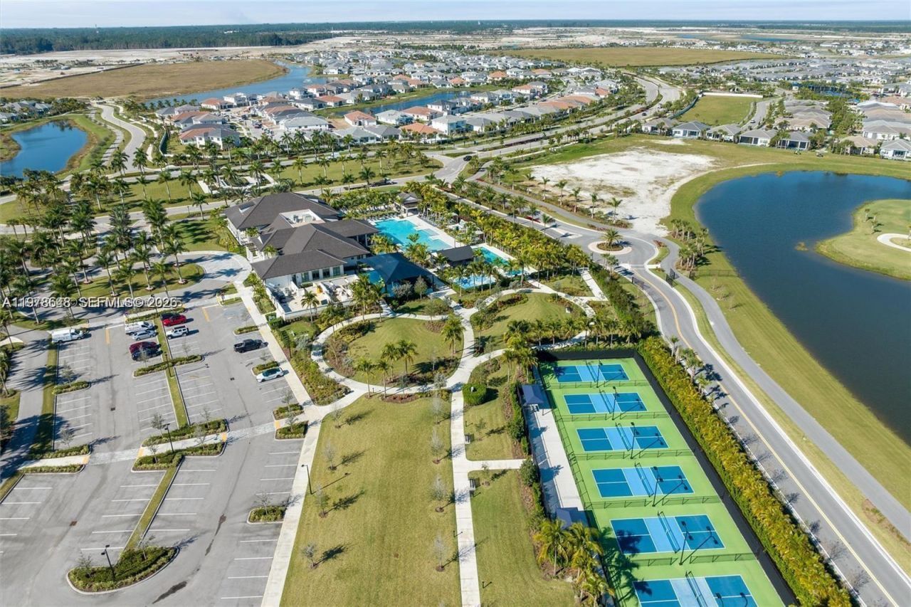 9369 Crestview Cir , Palm Beach Gardens, FL 33412 Photo