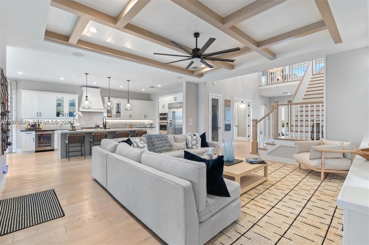 9369 Crestview Cir , Palm Beach Gardens, FL 33412 Photo