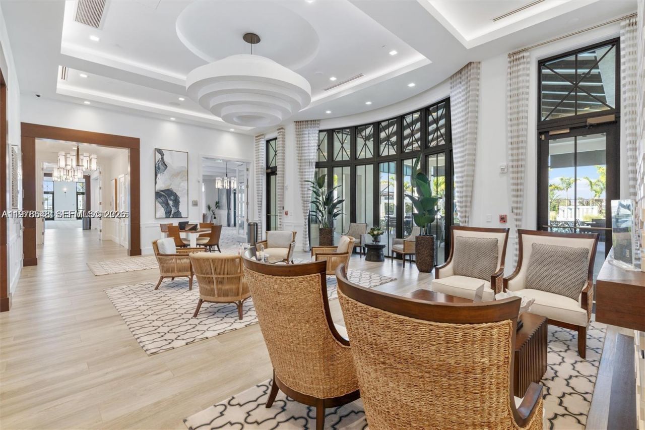 9369 Crestview Cir , Palm Beach Gardens, FL 33412 Photo