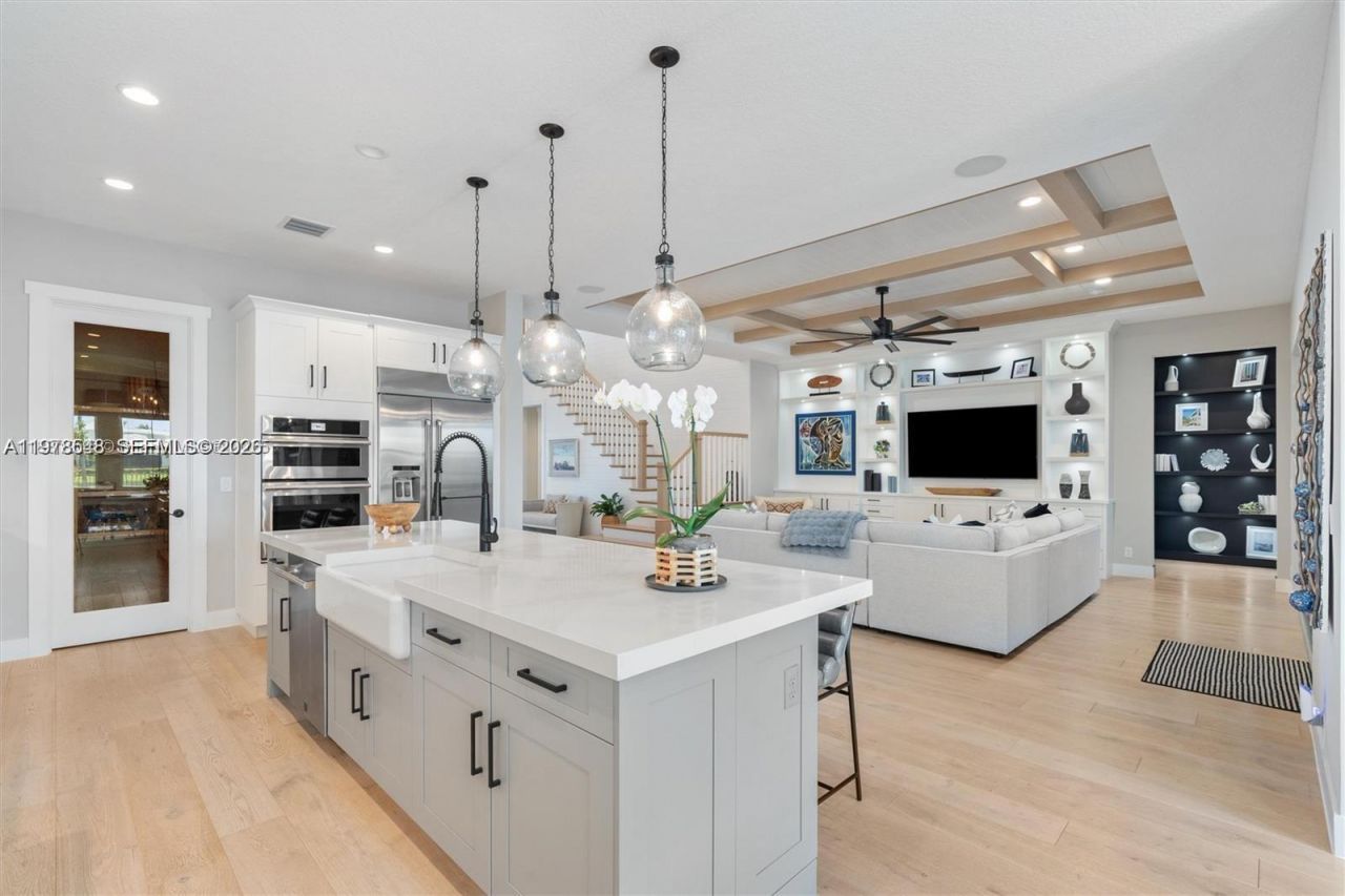 9369 Crestview Cir , Palm Beach Gardens, FL 33412 Photo