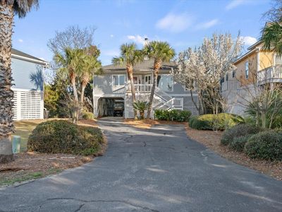 9 Nautical Watch Way, Saint Helena Island, SC 29920