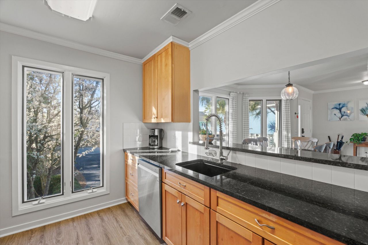 9 Nautical Watch Way Photo 8