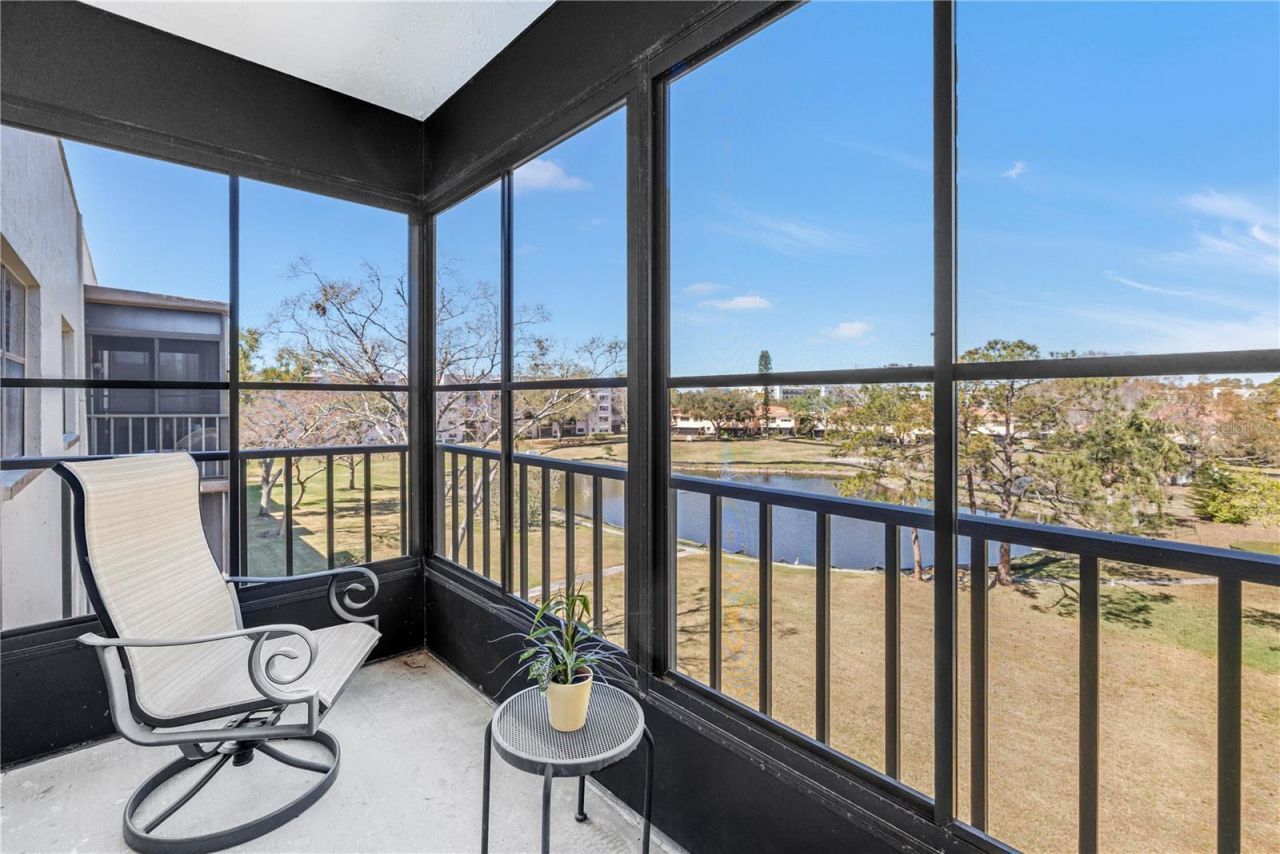 5920 80th Street N, Unit 404, Saint Petersburg, FL 33709 Photo