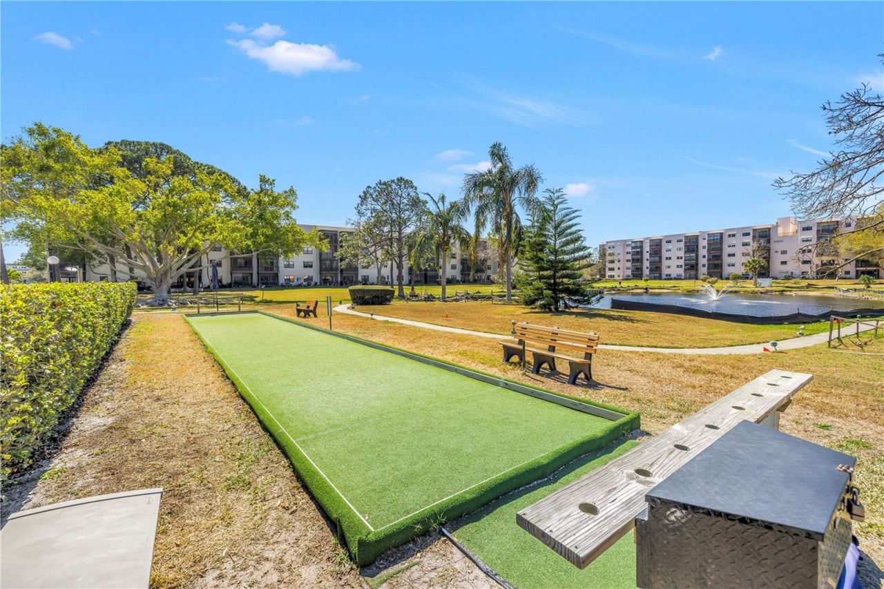 5920 80th Street N, Unit 404, Saint Petersburg, FL 33709 Photo