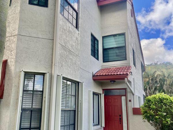 7884 Lexington Club Boulevard, Unit B, Delray Beach, FL 33446