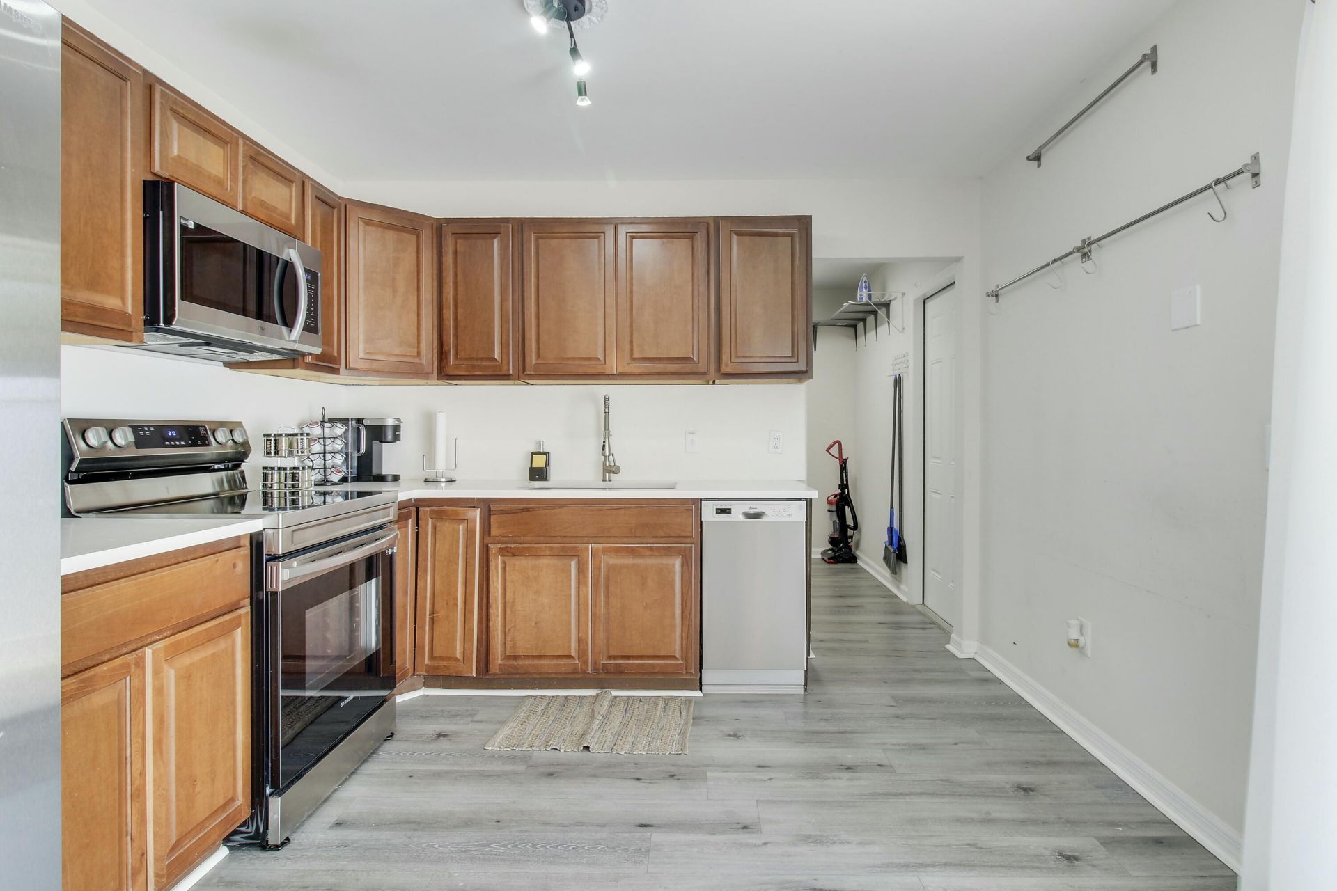 2112 Mercer Avenue, West Palm Beach, FL 33401 Photo