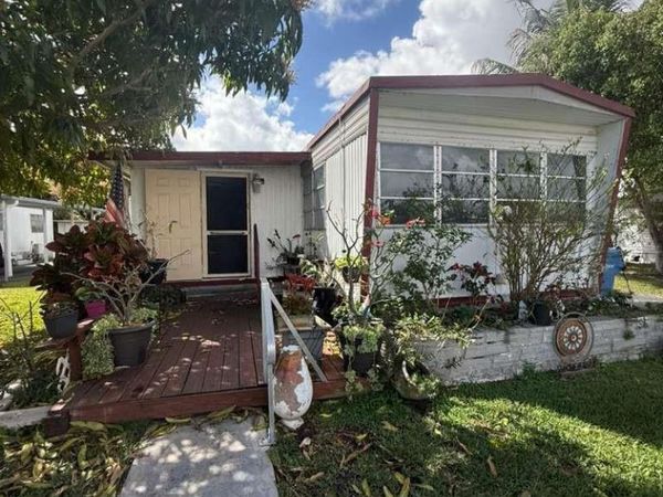 5242 sw 29th st, Davie, FL 33314