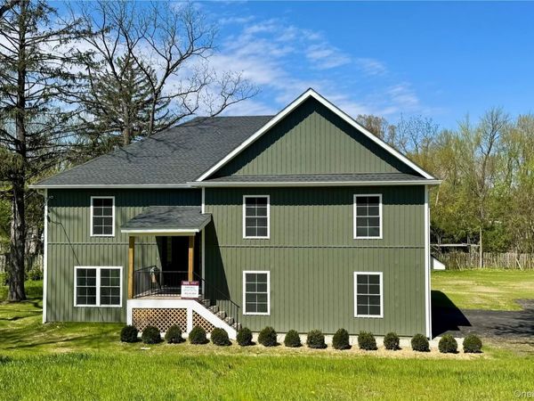 15 Tompkins Avenue, Glenham, NY 12527