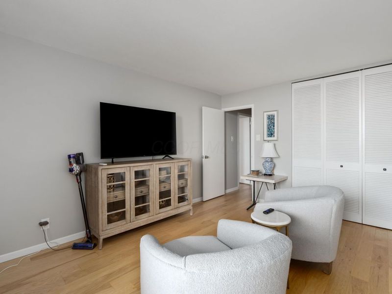 1000 Urlin Avenue, Unit 1607, Columbus, OH 43212 Photo 28