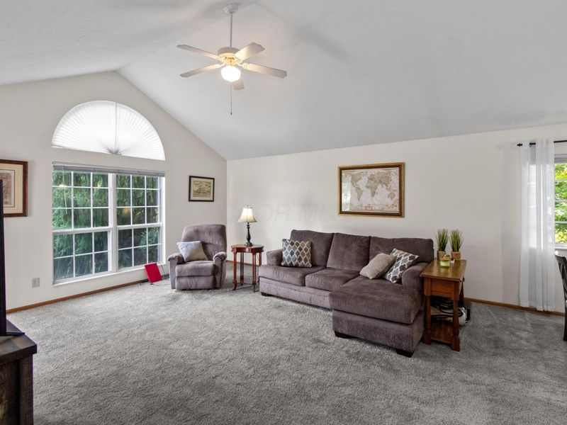 6069 Blendon Chase Drive , Unit 17, Westerville, OH 43081 Photo 3