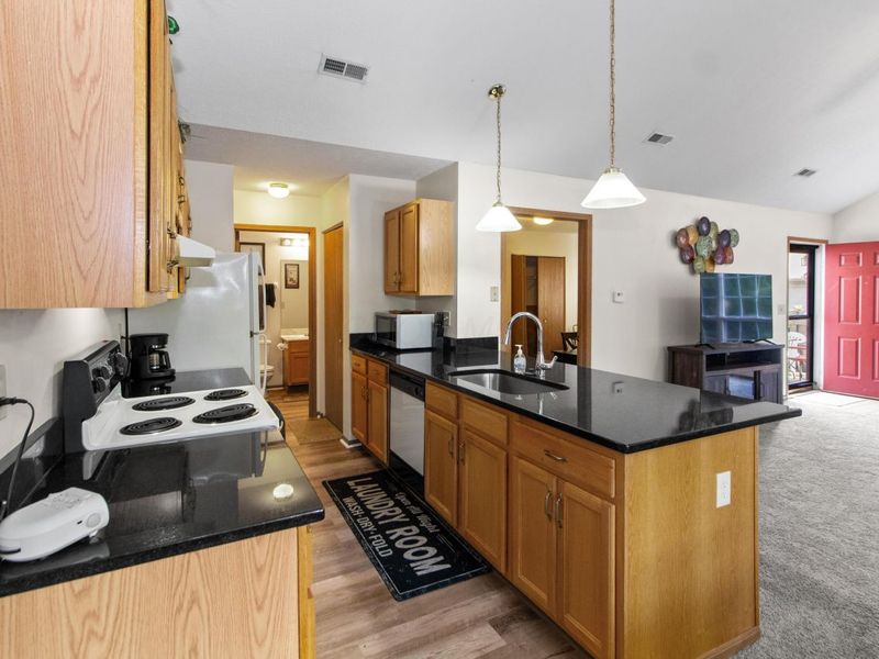 6069 Blendon Chase Drive , Unit 17, Westerville, OH 43081 Photo 8