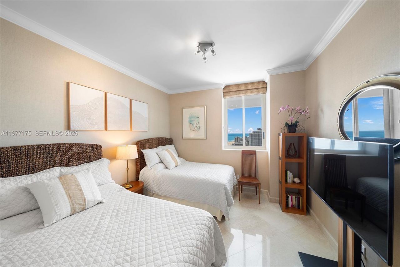 4775 Collins Ave, Unit 4005, Miami Beach, FL 33140 Photo