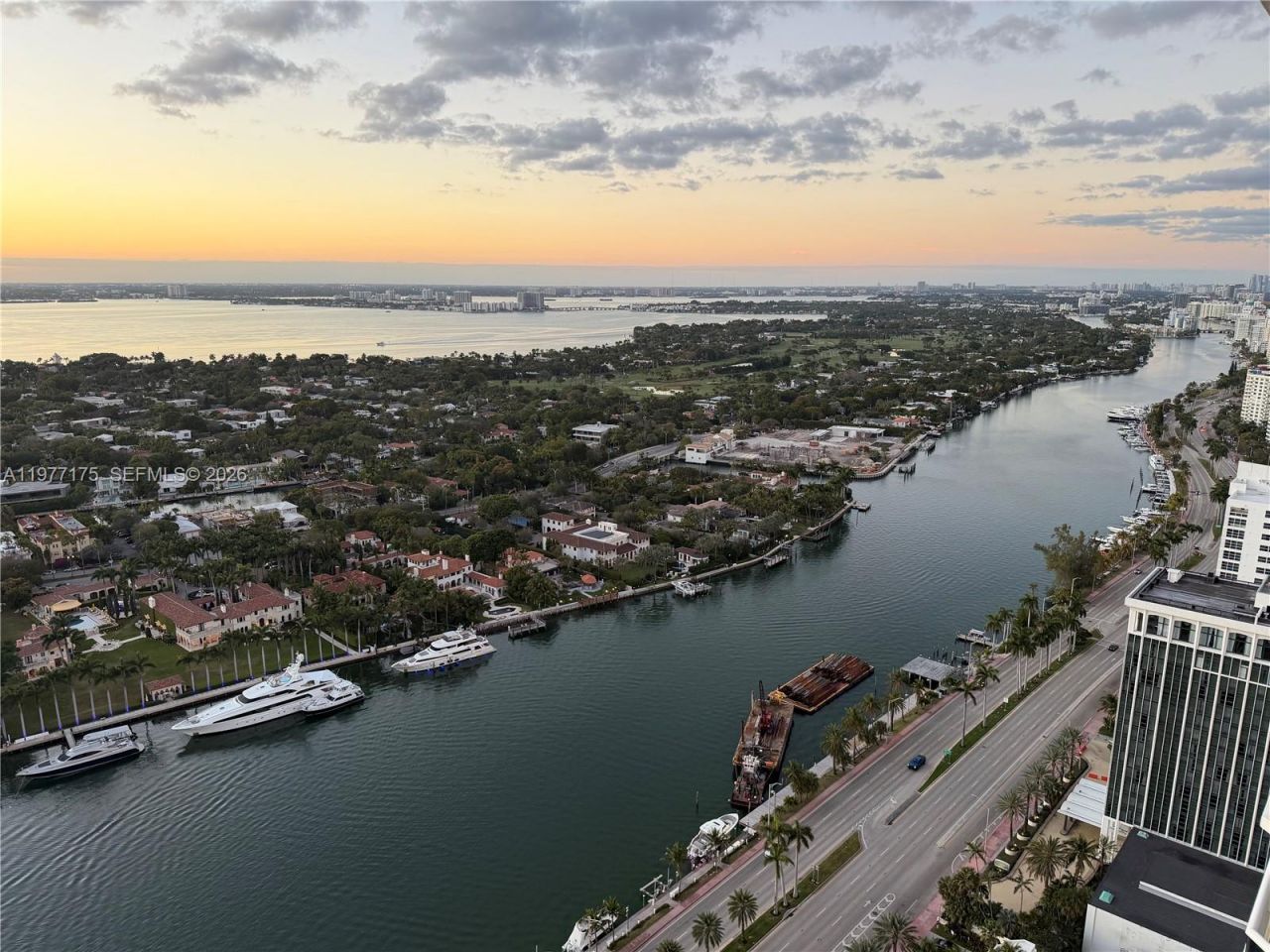 4775 Collins Ave, Unit 4005, Miami Beach, FL 33140 Photo