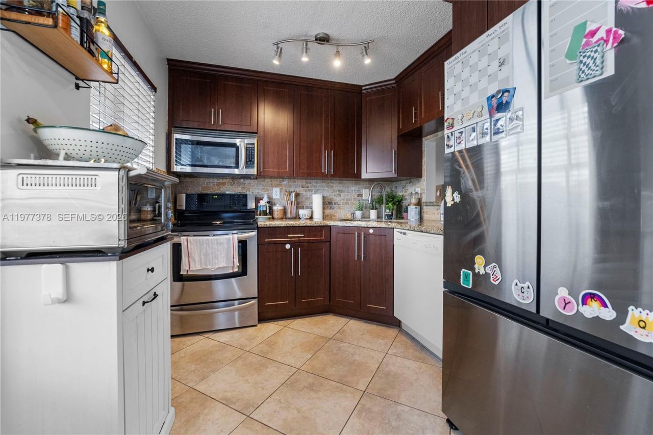 13753 SW 149th Cir Ln , Unit 3-44, Miami, FL 33186 Photo